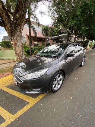 FORD FOCUS 2.0 SE FASTBACK 16V FLEX 4P POWERSHIFT FORD FOCUS 2.0 SE FASTBACK 16V FLEX 4P POWERSHIFT